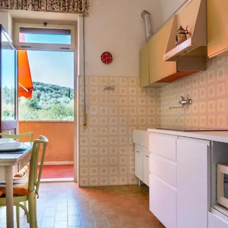 Apartment Diano 200 M From The Sea E Parking